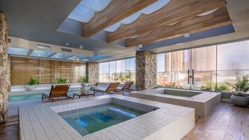 수영장
