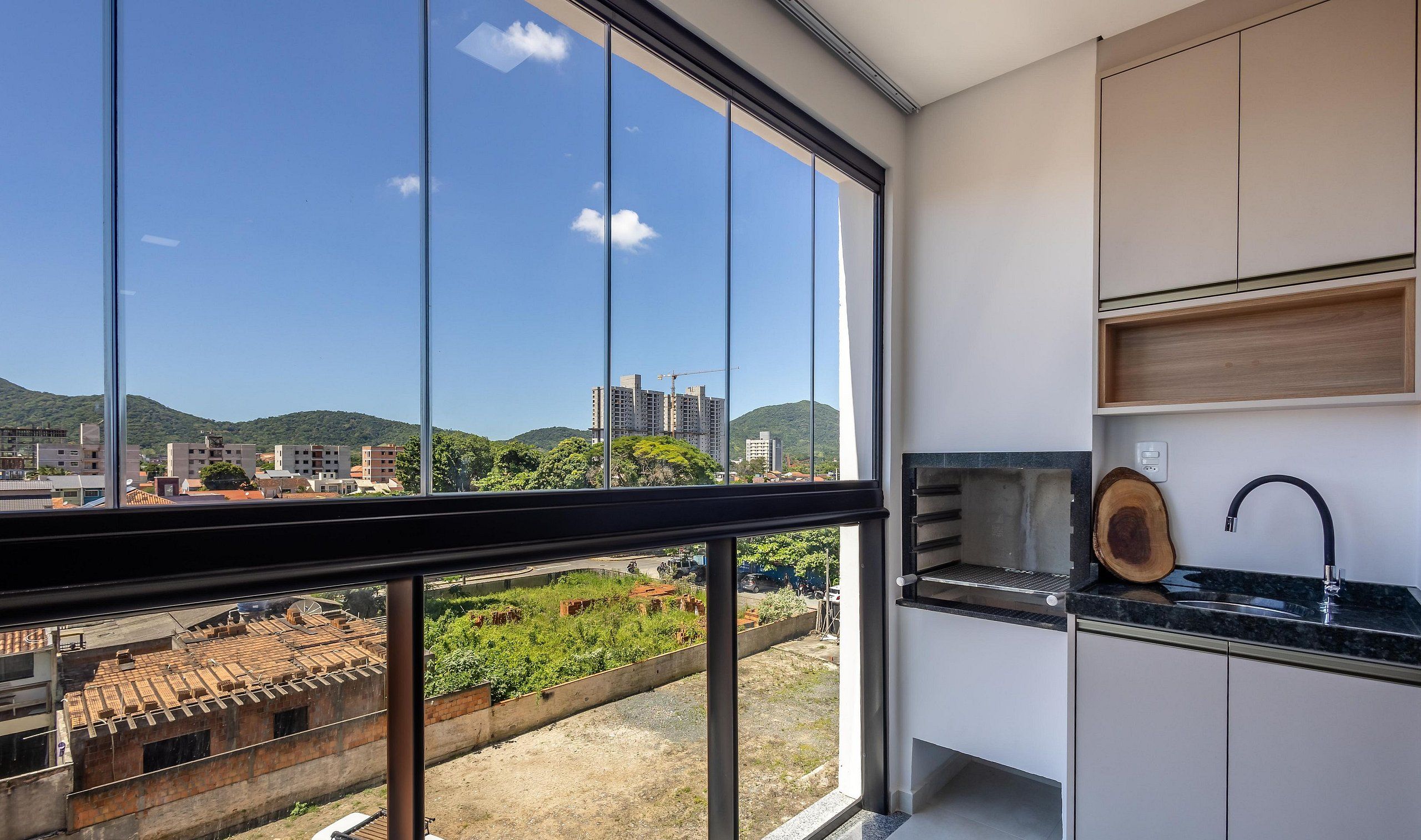 Basic Apartment | Interior