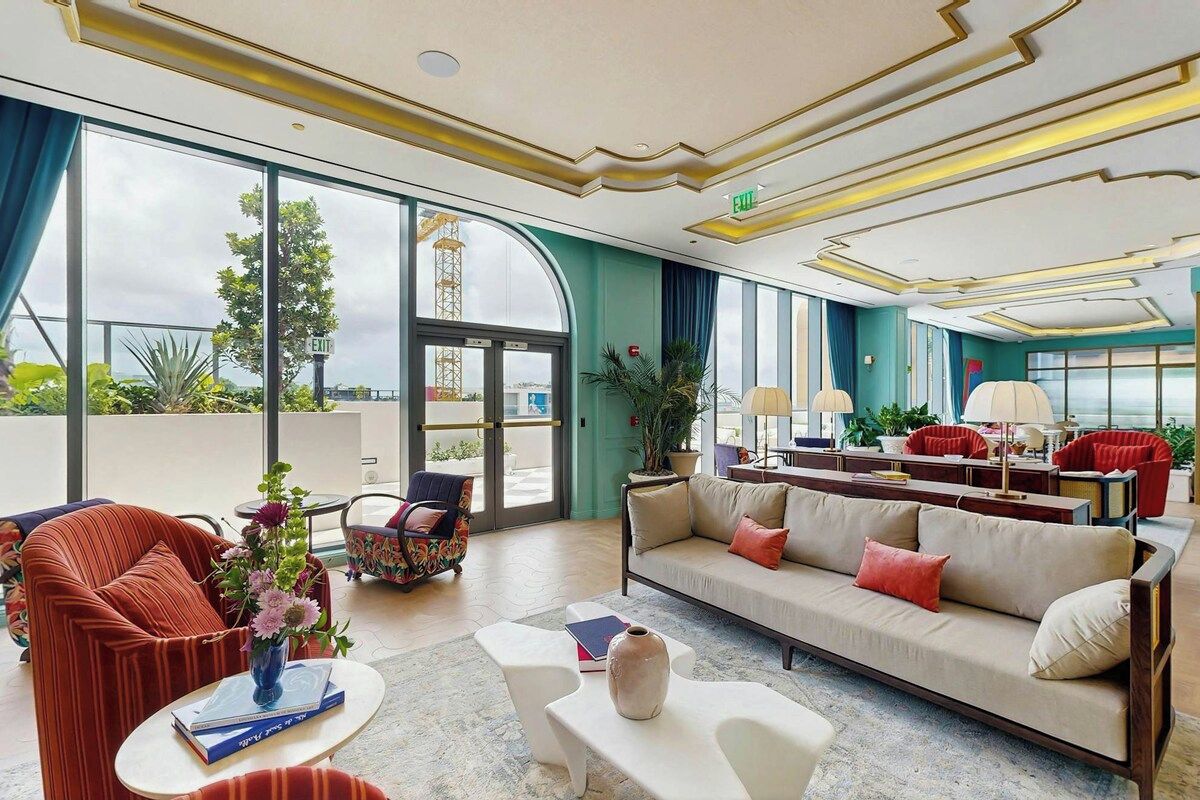 Nomad #628 - Private Balcony - Miami