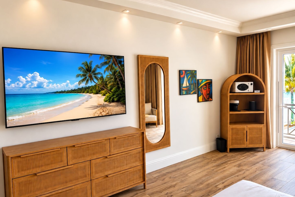 Premium Single Room, Balcony, Canal View