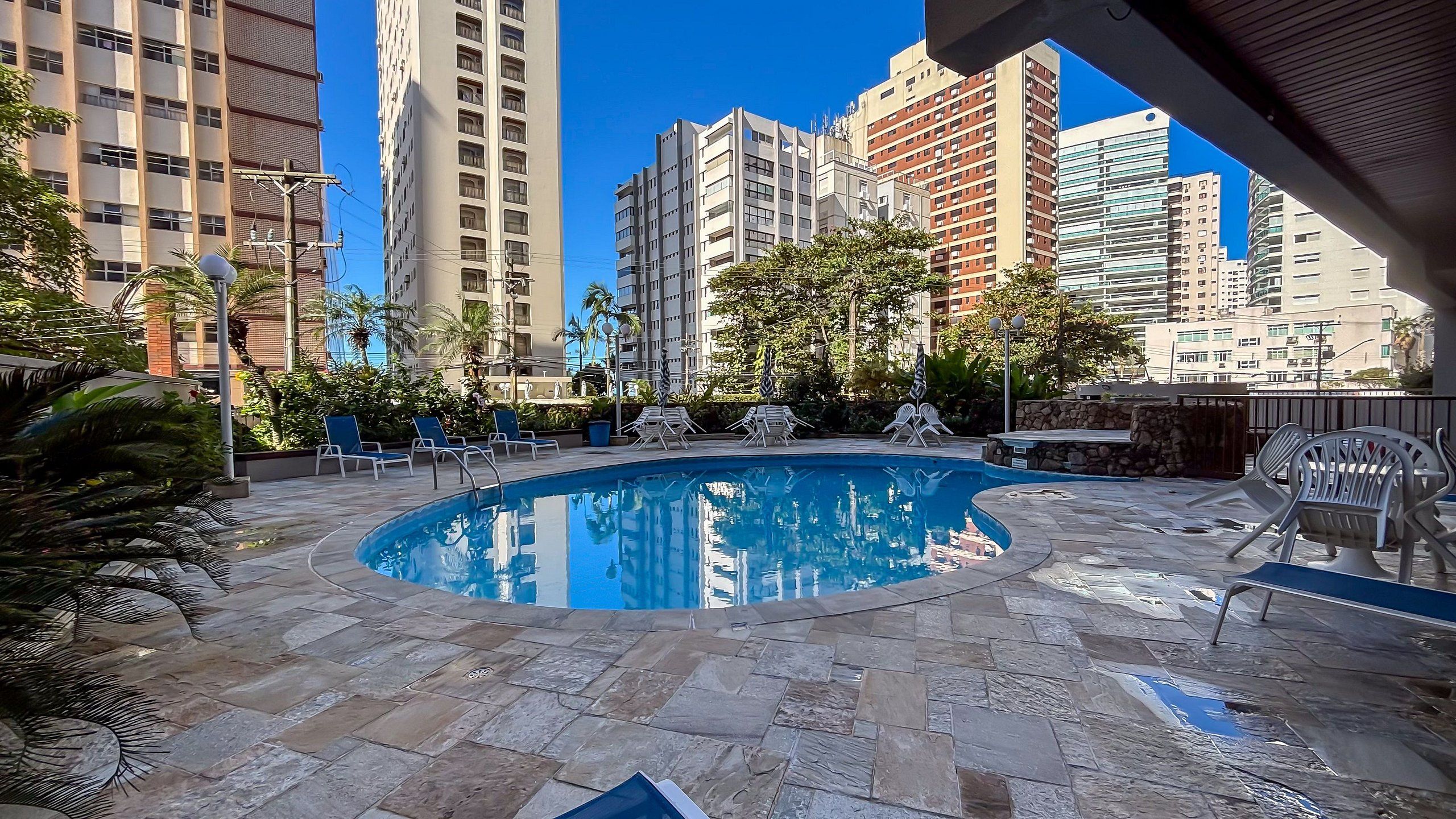 Apartamento | Piscina | Una piscina al aire libre