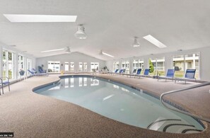 Unclassified image, 2 of 22, button - Beautiful 1-bedroom condo in beach town Wells with an indoor pool (Wells)