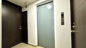 Interior - Conquistadores Apartamentos (Medellín)