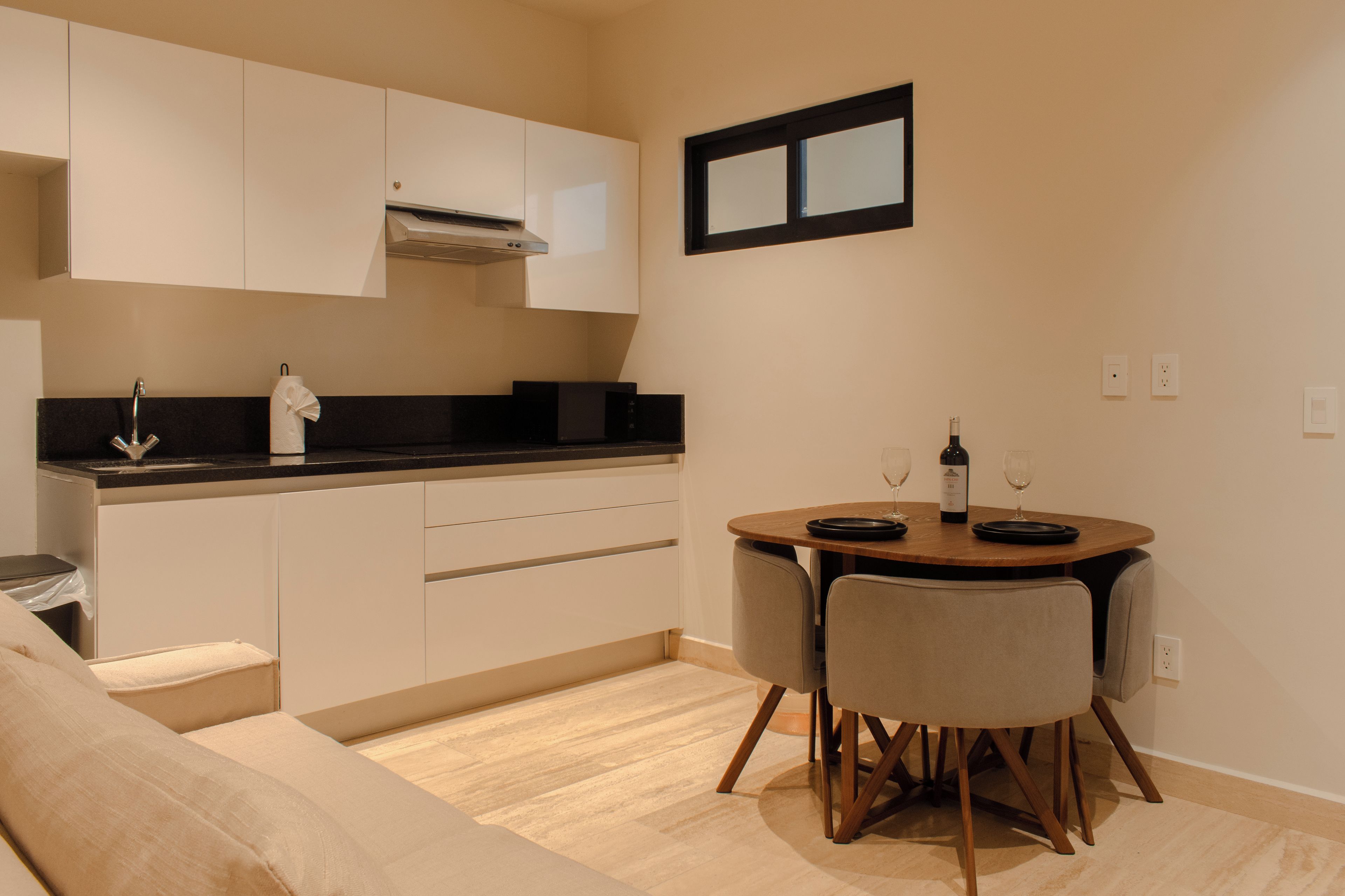 Apartamento de lujo, vistas al patio | Interior