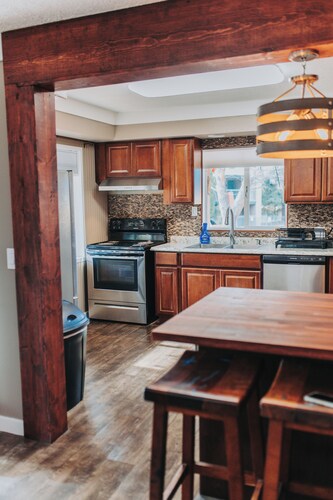 Lovely 2-bedroom chalet with AC in charming Sedona