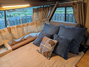 Room - Charming 2-bedroom recreational vehicle in enjoyable Sequim location (Sequim)