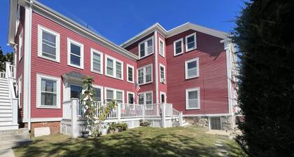Village Retreat: Walk to Historic Town – Private Deck, Grill & Off-Street Parking