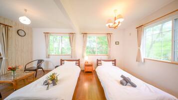 House, 3 Bedrooms, Patio, Garden View | WiFi (free), individually decorated, individually furnished, bed sheets