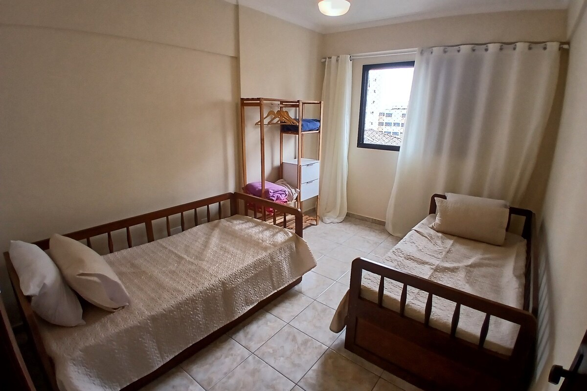 Apartamento luxo, sacada, vista para a cidade | Wi-Fi de cortesia
