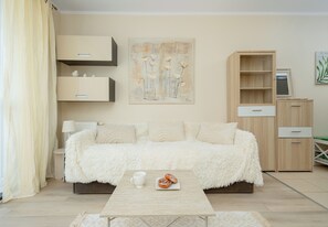 Unclassified image, 3 of 43, button - Dunikowskiego Cosy Apartment (Szczecin)