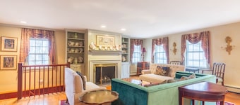 Rockmere Inn: Colonial Charm – Celebrate 250 Years in Historic Marblehead!