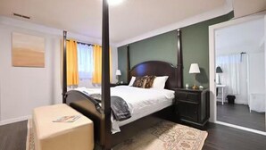 Room - 2-bedroom house in Vancouver and close to UBC perfect for relaxing getaways (Vancouver)