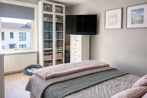 Room - Hideaway House Sleeps 6 with Hot Tub and Balcony (Chester Le Street)