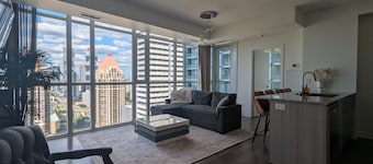 Modern Apartment in the Heart of Mississauga
