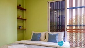 Ảnh chưa phân loại, 4 trong số 17 ảnh, nút