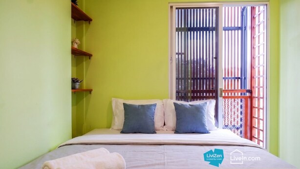 Ảnh chưa phân loại, 1 trong số 17 ảnh, nút