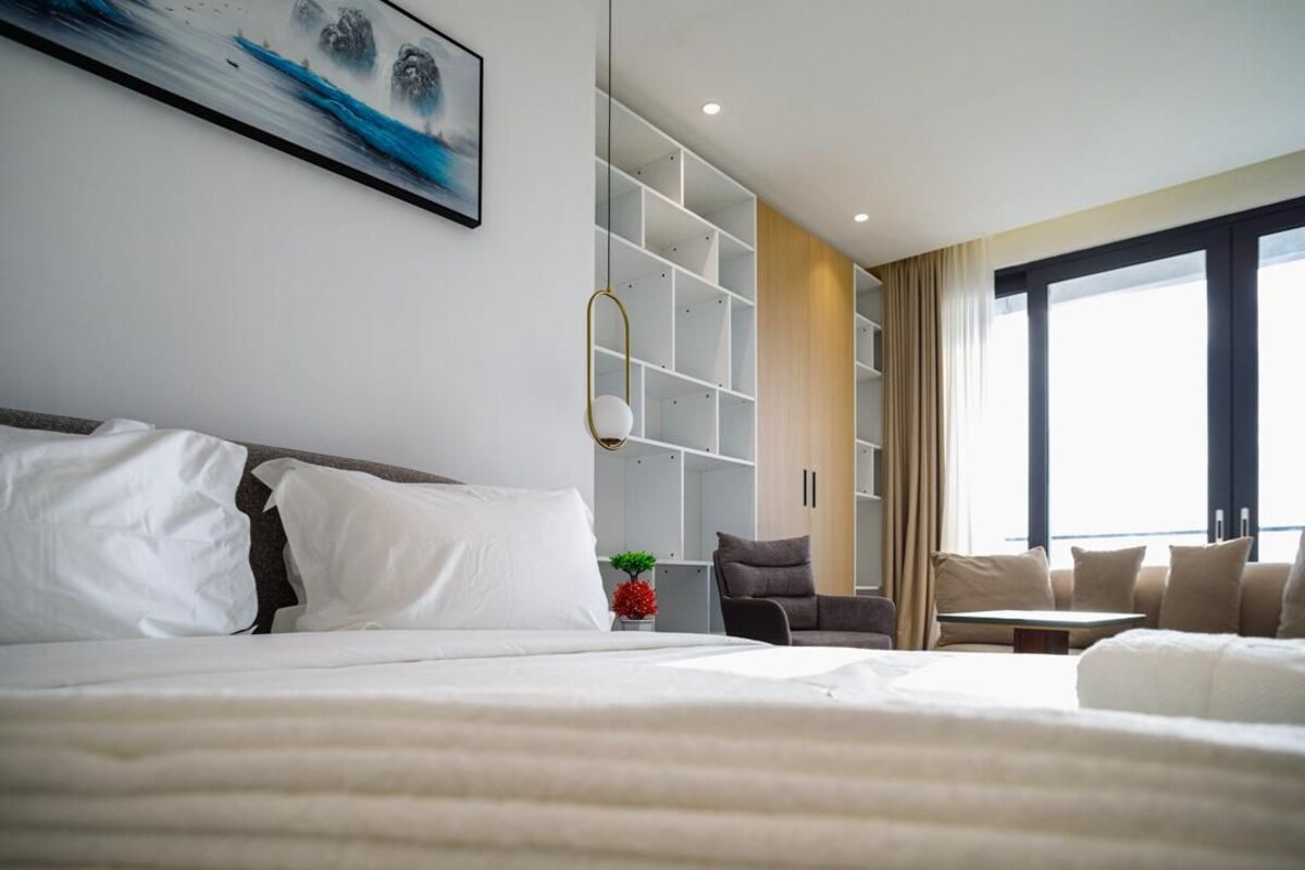 Chambre Deluxe, balcon, vue sur la mer | Coffre-fort, accès au Wi-Fi (inclus)