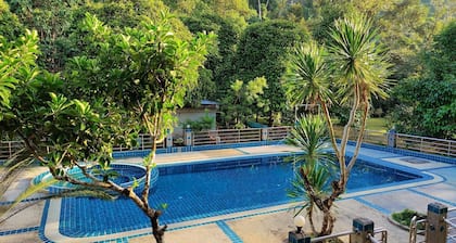 Baansuanrudee Resort