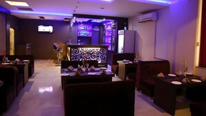 Unclassified image, 2 of 8, button - The Pearl Grand Hotel (Dehradun)