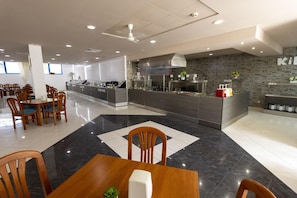 用餐