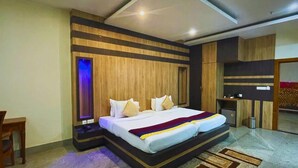 Room - Dichang Resort & Hotel (Guwahati)