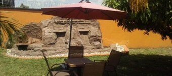 Cactus Hill Side Hotel