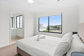 Unclassified image, 2 of 36, button - The Helensvale Haven | Modern 4BR Family Retreat (Helensvale)