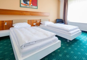 Unclassified image, 3 of 62, button - Hotel & Restaurant Ernst (Giesen)