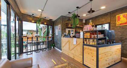 Chaolay Homestay Pakphanang