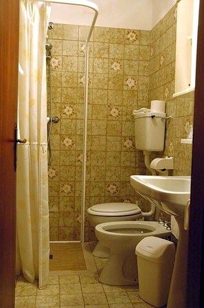 Unclassified image, 5 of 45, button - Hotel Da Angela (Sedegliano)