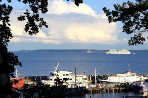 View from property - Hotel Zum Hafen (Sassnitz)
