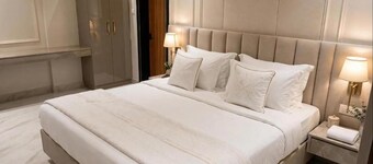 HOTEL MANORAMA INN