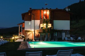 Unclassified image, 4 of 17, button - Alpine Garden Hotel (Simitli)