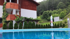 View from property - Alpine Garden Hotel (Simitli)