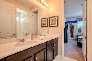 Bathroom - Ultimate Resort Retreat, Stunning 6-bedroom Haven (Kissimmee)
