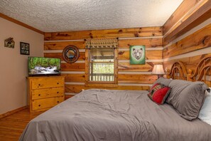 Room - Cozy Bears Cabin (Pigeon Forge)