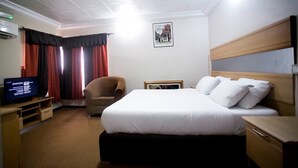 Room - Villa Park Hotels (Lagos)