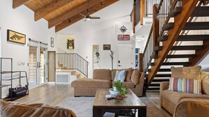 Lobby - Honeypot By Avantstay Indoor Pool Hot Tub (Big Bear Lake)