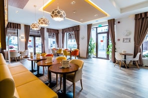 View from property - Radsor Hotel (Rasnov)