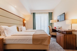 View from property - Radsor Hotel (Rasnov)