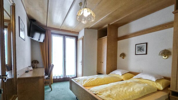 Room - Sonnenhotel Soldanella Sonneck (Samnaun)