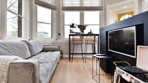 View from property - Boutique Hotel Havenkantoor (The Hague)