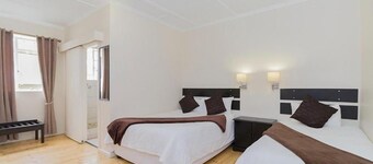 Victoria Hotel