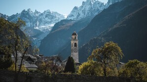 View from property - Hotel Stv A Granda (Bregaglia)
