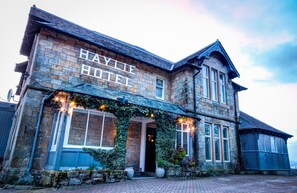 View from property - Haylie Hotel (Largs)