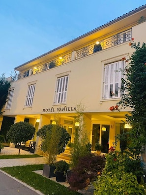 Exterior - Hotel Vanilla (Timisoara)