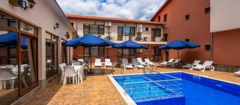 Family Hotel Preslav