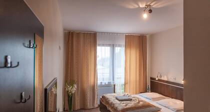 Hotel E7