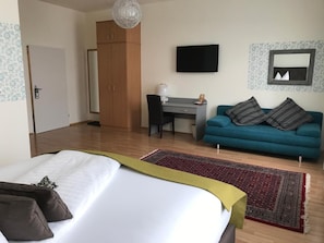 Unclassified image, 5 of 18, button - Hotel Bellini (Leoben)
