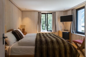 View from property - Hotel Sanetsch (Gsteig)